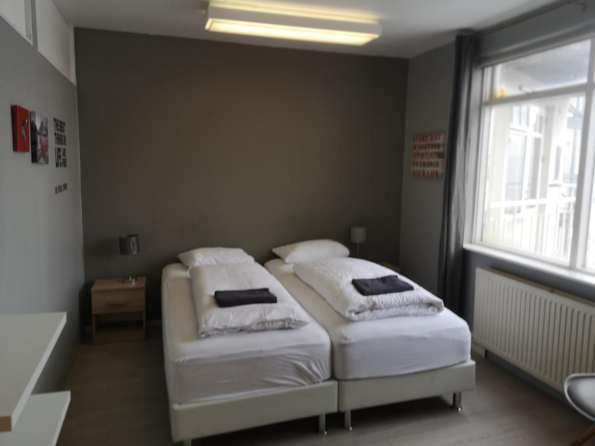 Acco Town Square Apartments Акурейри Экстерьер фото